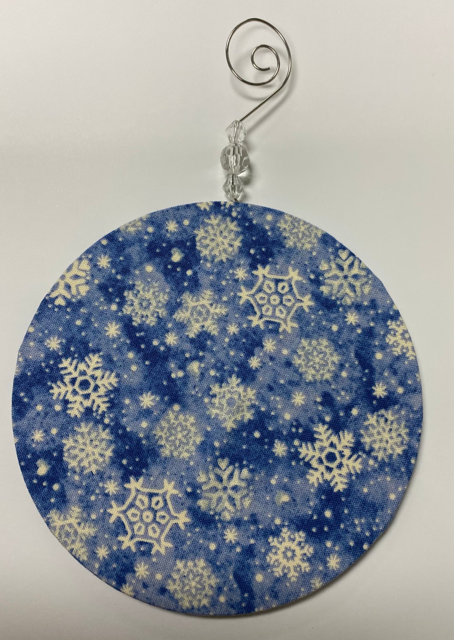 Stitcher's Stage Round Ornament