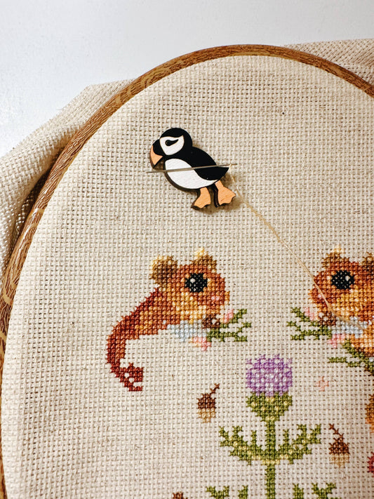 Remember November, Inc - Puffin Needle Minder, Wooden Magnetic, Christmas